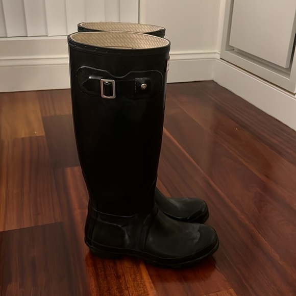 Hunter Rain Boots - Picture 3 of 9
